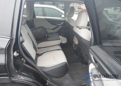2019 Subaru Forester Premium z USA, uszkodzony, nr VIN JF2SKAEC0KH509183